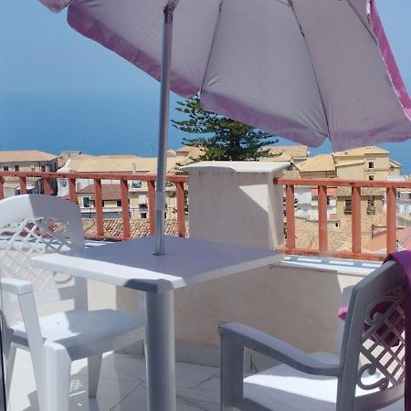 "Lo Studiolo" Apartment Pizzo  Exterior foto