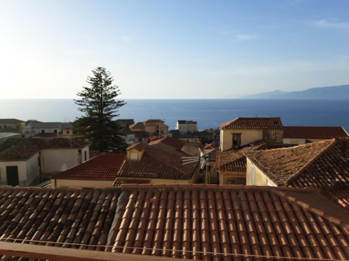 "Lo Studiolo" Apartment Pizzo  Exterior foto