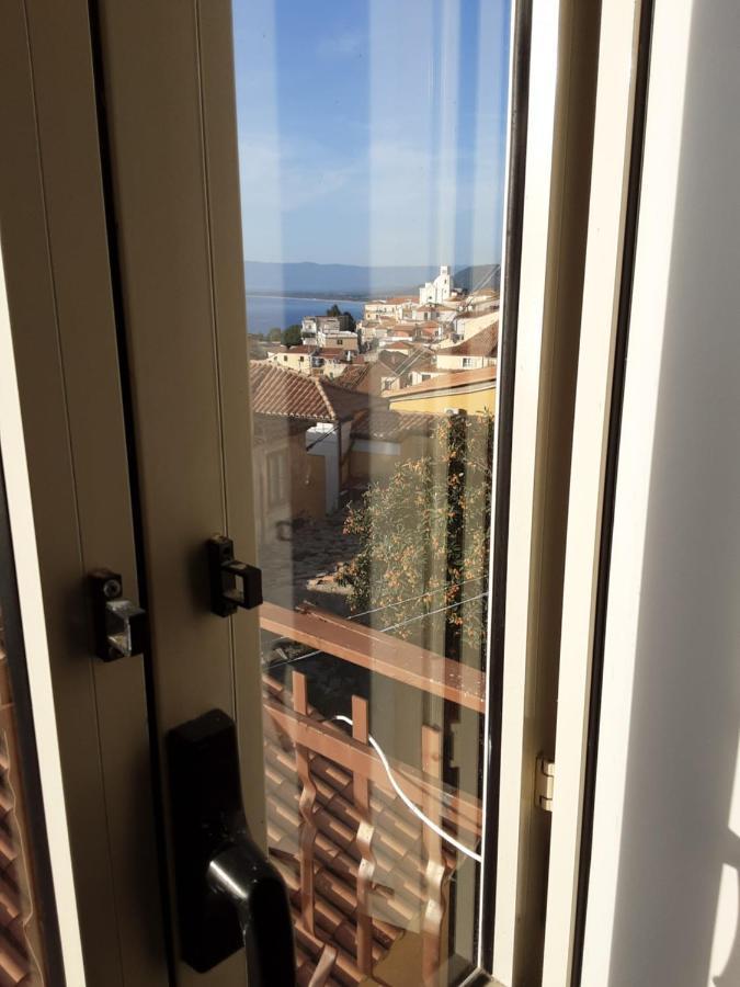 "Lo Studiolo" Apartment Pizzo  Exterior foto
