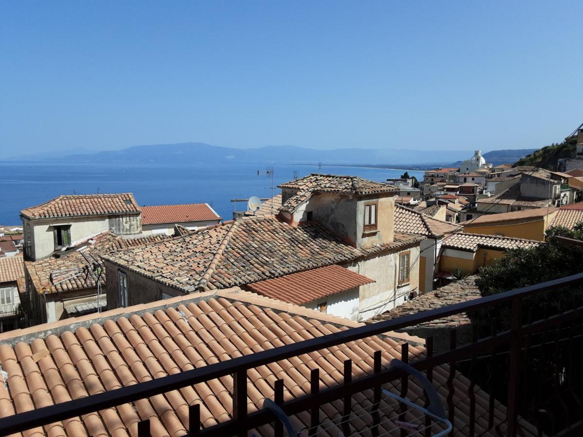 "Lo Studiolo" Apartment Pizzo  Exterior foto
