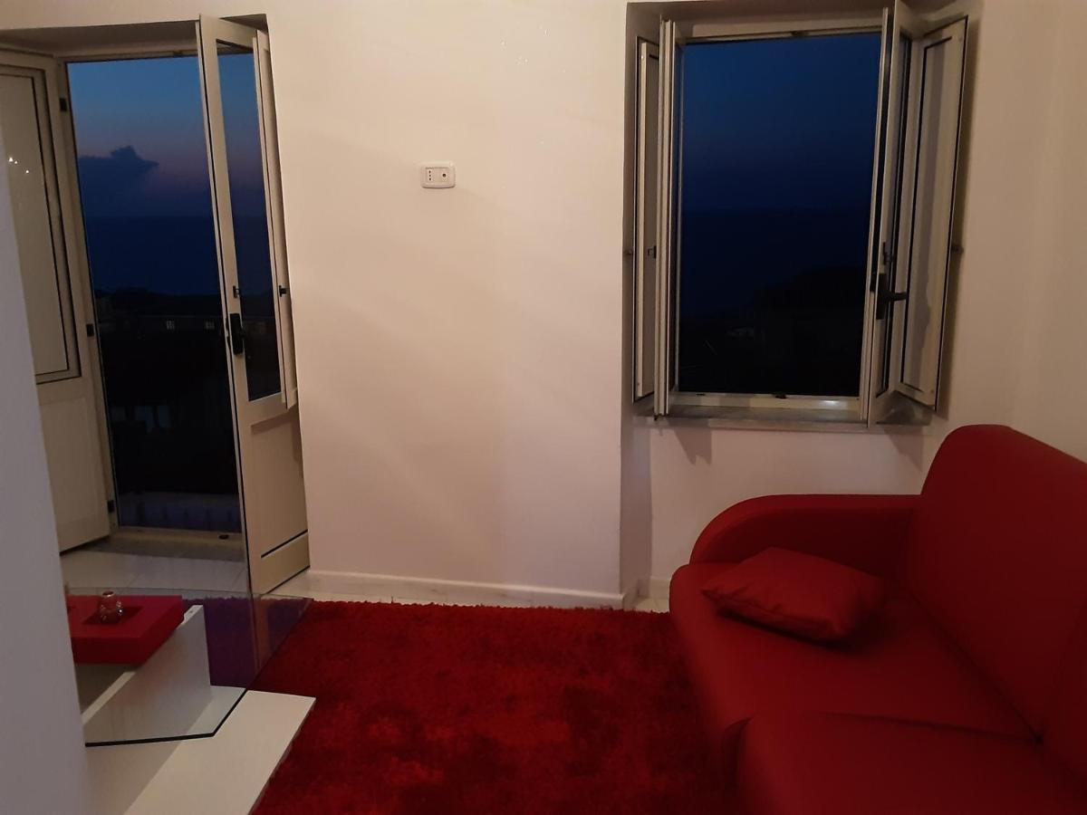 "Lo Studiolo" Apartment Pizzo  Exterior foto
