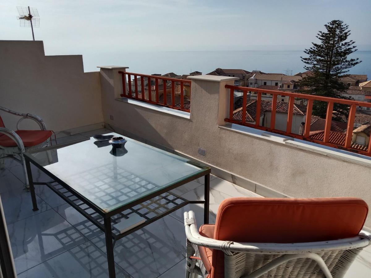 "Lo Studiolo" Apartment Pizzo  Exterior foto
