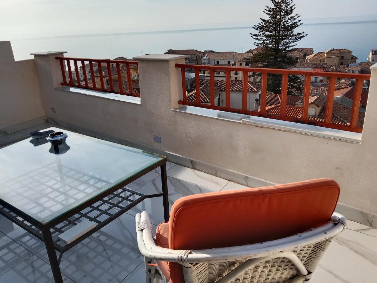 "Lo Studiolo" Apartment Pizzo  Exterior foto